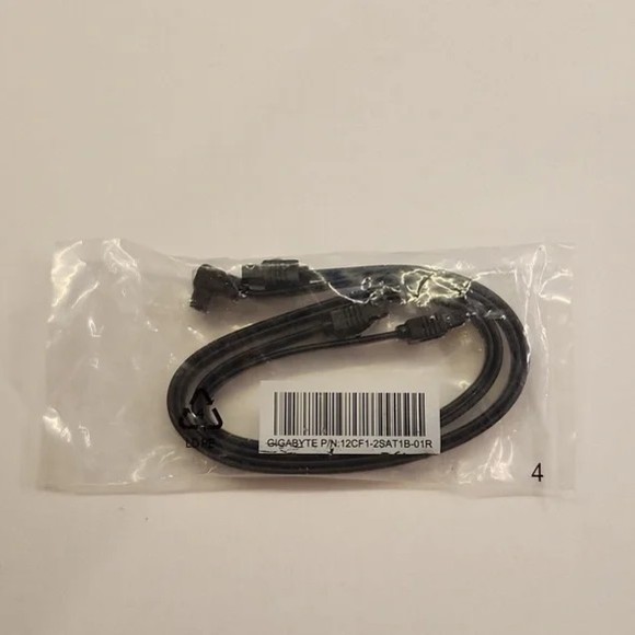 GIGABYTE Other - GIGABYTE 2x SATA3 6Gb/s Data Cables for SSD/HDD 12CF1-2SAT1B-01R